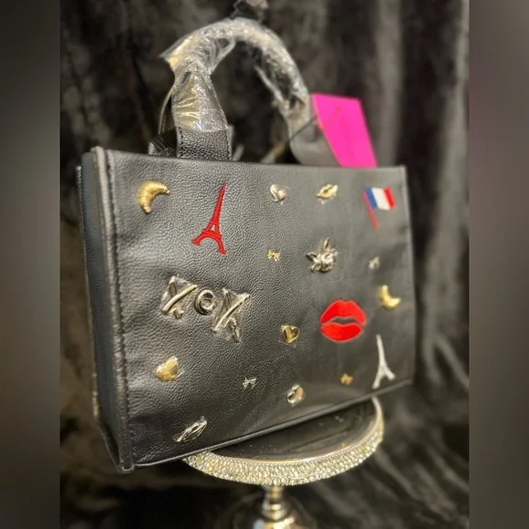 ❤️👄NWT-Betsey Johnson Nora Embossed Paris Charm Mini Tote👄❤️ - Picture 8 of 16